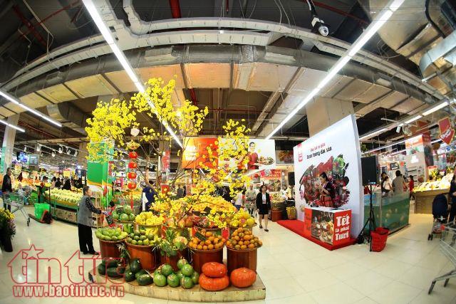 Đào, quất, hoa Tết sẽ 'tràn' vào siêu thị ảnh 2