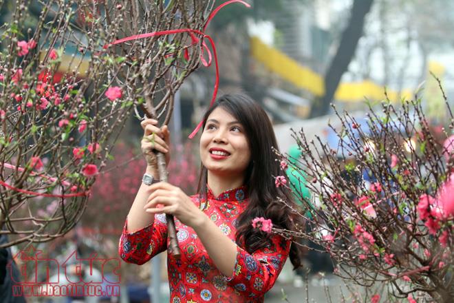 Nhộn nhịp chợ hoa Hàng Lược mỗi dịp Tết đến xuân về ảnh 7