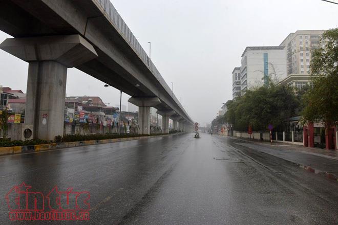 Khoảng khắc yên bình của Hà Nội ngày đầu năm mới ảnh 1