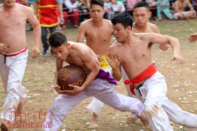 Tưng bừng hội vật cầu Thúy Lĩnh Hà Nội ảnh 7
