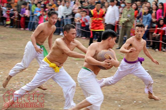 Tưng bừng hội vật cầu Thúy Lĩnh Hà Nội ảnh 10