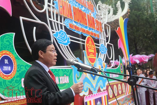 Khai hội chùa Hương xuân Mậu Tuất 2018 ảnh 1