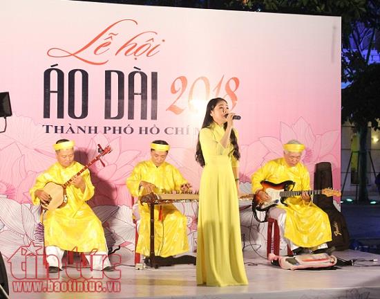 150 nghệ sỹ tham gia khai mạc Lễ hội áo dài TP Hồ Chí Minh lần 5 ảnh 2