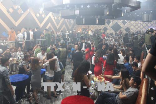 Mạnh tay xử lý các quán bar, vũ trường trá hình ảnh 1