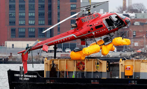'Thủ phạm' khiến trực thăng rơi tại New York là hành lý của khách ảnh 1