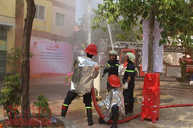 TP Hồ Chí Minh: Triển khai diễn tập PCCC tại các chung cư cao tầng ảnh 5