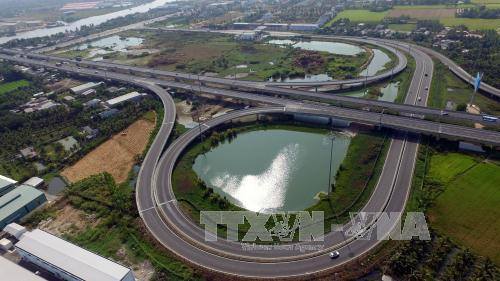 Chuẩn bị phê duyệt báo cáo khả thi dự án cao tốc Bắc - Nam trong quý 2/2018 ảnh 1