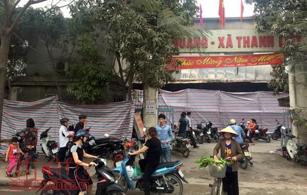 Tiểu thương trắng tay sau vụ cháy chợ Quang ảnh 1