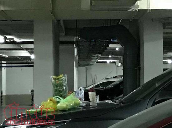 Nguy cơ cháy nổ đe dọa hàng ngàn cư dân vì tục... cúng xe dưới tầng hầm ảnh 1