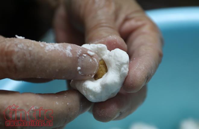 Cách làm bánh trôi, bánh chay nhân đậu xanh đúng chuẩn ảnh 11