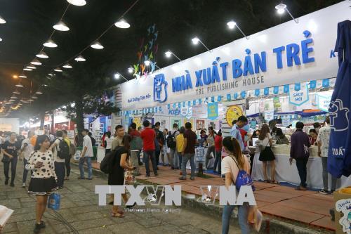 Nhân Ngày Sách Việt Nam 21/4: Để sách Việt vươn tầm thế giới ảnh 2