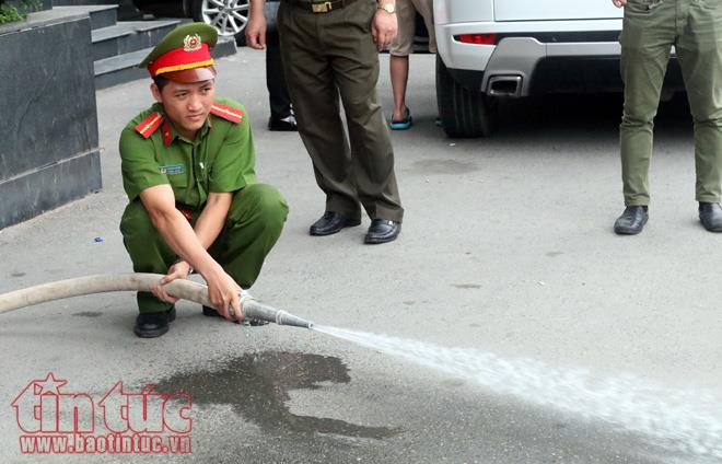Nhiều sai phạm trong phòng cháy chữa cháy tại các khu chung cư Hà Nội ảnh 12