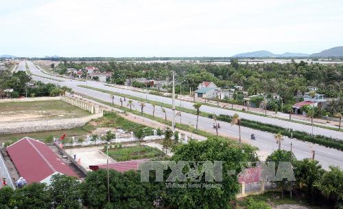 Thanh Hóa cưỡng chế 16 hộ dân, bàn giao mặt bằng cho Khu kinh tế Nghi Sơn ảnh 1