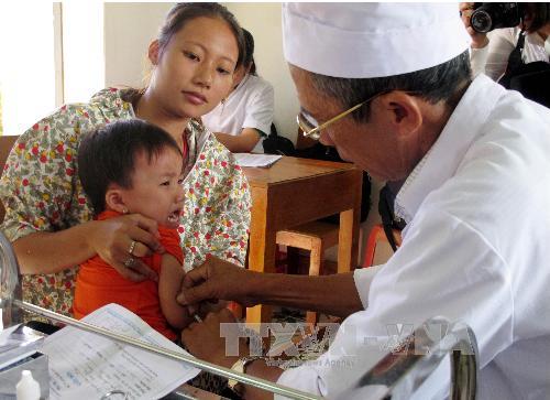 Triển khai một số vắc-xin mới trong chương trình tiêm chủng mở rộng ảnh 1