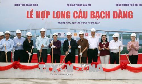 Hợp long cầu Bạch Đằng nối Quảng Ninh và Hải Phòng ảnh 1