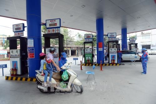 Sản lượng tiêu thụ E5RON92 của PVOIL tăng mạnh ảnh 1