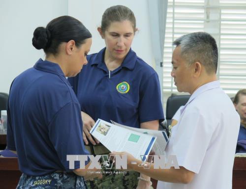 Người thầy thuốc tận tâm với nghề, hết lòng vì người bệnh ảnh 1