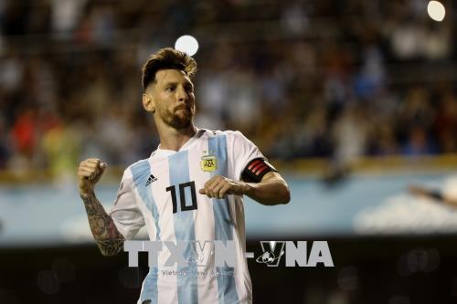 WORLD CUP 2018: Tuyển Argentina tìm kiếm sơ đồ phát huy tài năng Messi ảnh 1