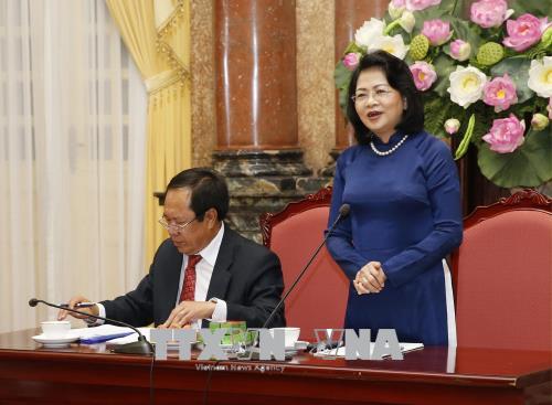 Phó Chủ tịch nước gặp mặt Đoàn đại biểu người có công thành phố Cần Thơ ảnh 1