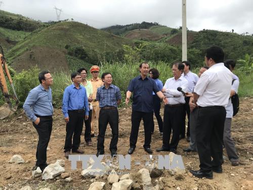 Lãnh đạo Bộ GTVT kiểm tra thực tế trên đèo Lò Xo, Kon Tum ảnh 1