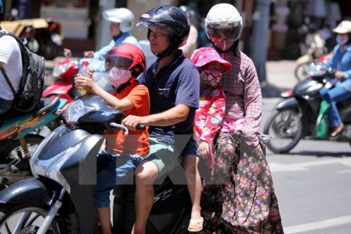 Nhiều nơi nắng nóng cao điểm, nhiệt độ phổ biến 36 - 38 độ C ảnh 1