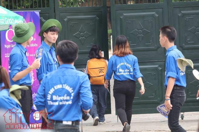 Chiều 25/6: Thí sinh làm bài thi môn Toán ảnh 6