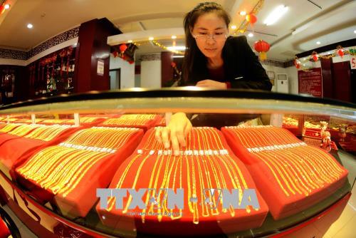 Giá vàng-dầu lửa châu Á biến động trái chiều ảnh 1
