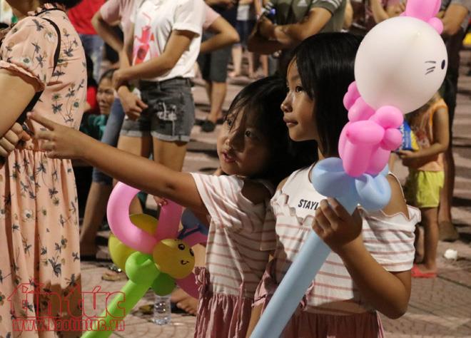 Phố đi bộ Trịnh Công Sơn náo nhiệt hơn nhờ các chương trình nghệ thuật ảnh 10