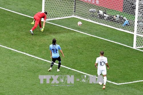 WORLD CUP 2018: Bản lĩnh 'ông lớn' đưa Pháp vào bán kết ảnh 3