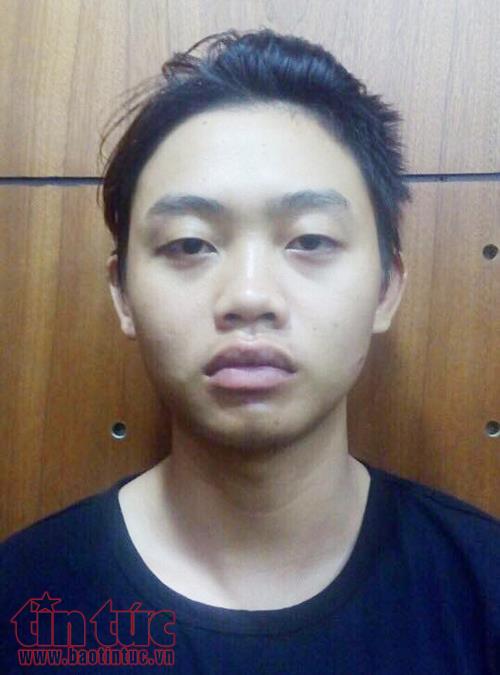 'Vui vẻ' với gái bán dâm trong khách sạn rồi cưỡng đoạt tài sản ảnh 1