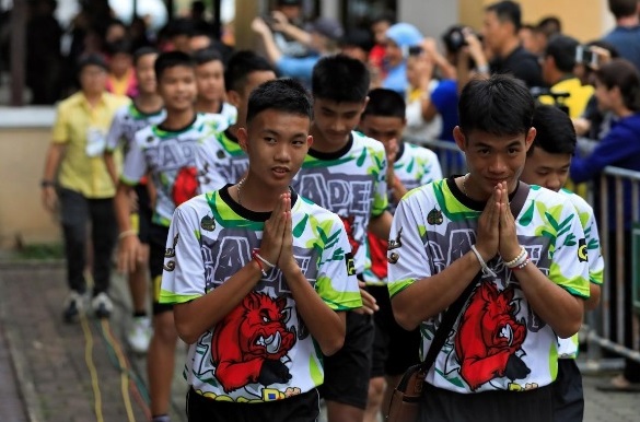 Mọi bí ẩn của 'điệp vụ giải cứu' đội bóng thiếu niên Thái Lan được hé lộ ảnh 1