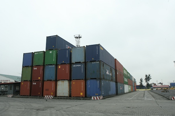 Nguy cơ tắc cảng làm đội chi phí logistics ảnh 1