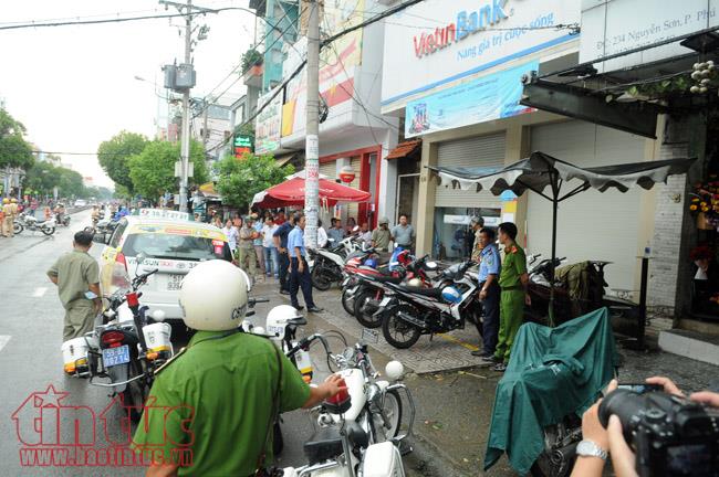 Bắt giữ nghi can cướp ngân hàng VietinBank ở TP Hồ Chí Minh ảnh 6