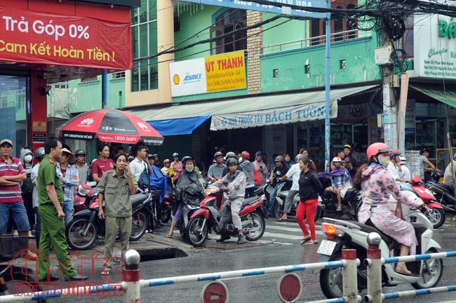 Bắt giữ nghi can cướp ngân hàng VietinBank ở TP Hồ Chí Minh ảnh 4