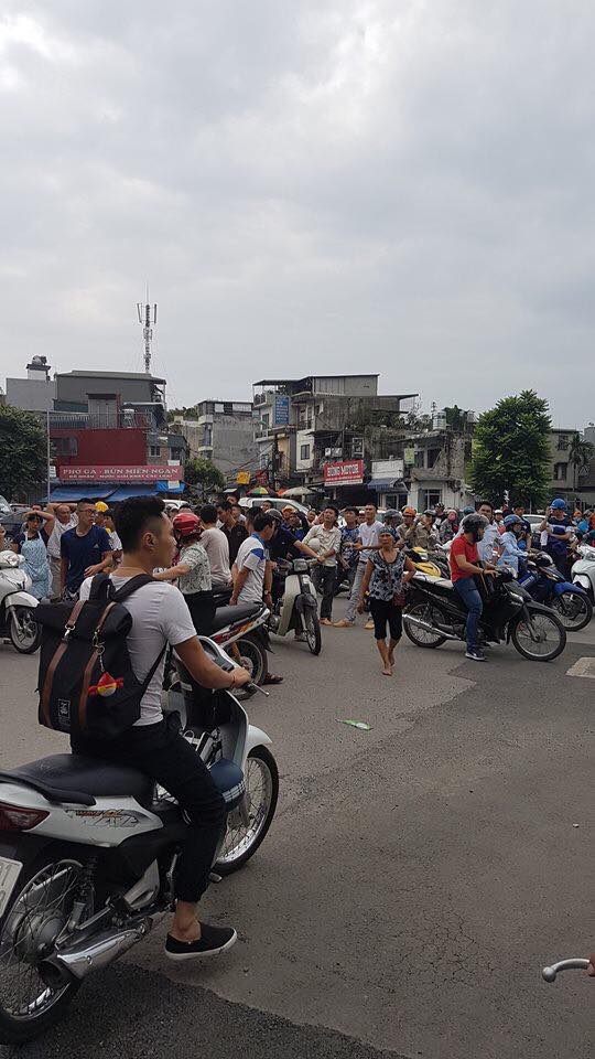 Hà Nội có động đất, nhiều tòa nhà chung cư rung lắc ảnh 1