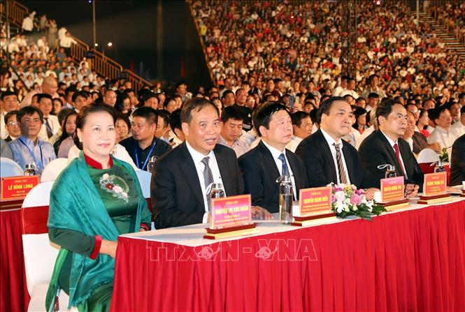 Chủ tịch Quốc hội dự Lễ công bố quyết định Thành phố Hải Dương là đô thị loại I