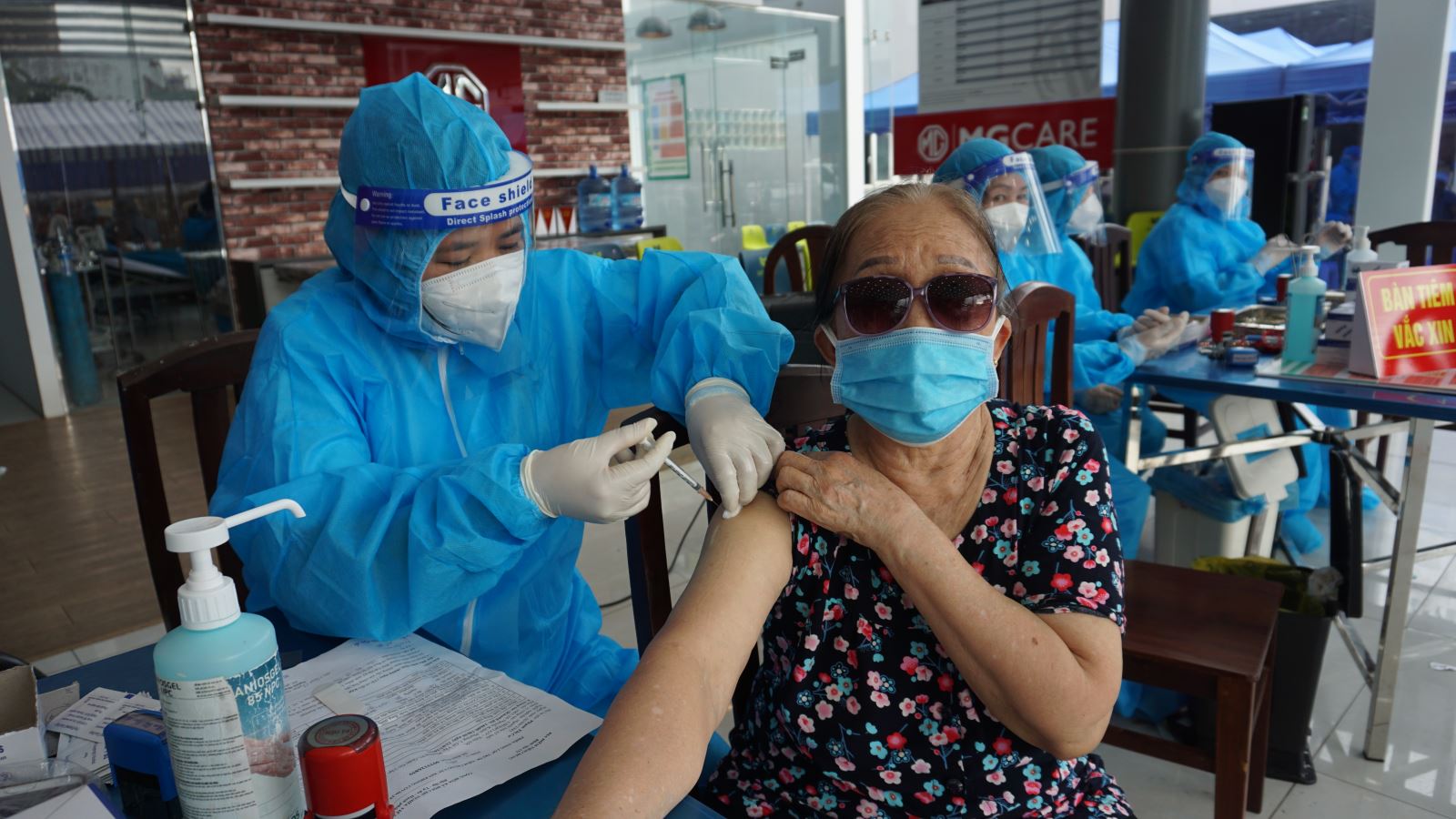 Chú thích ảnh