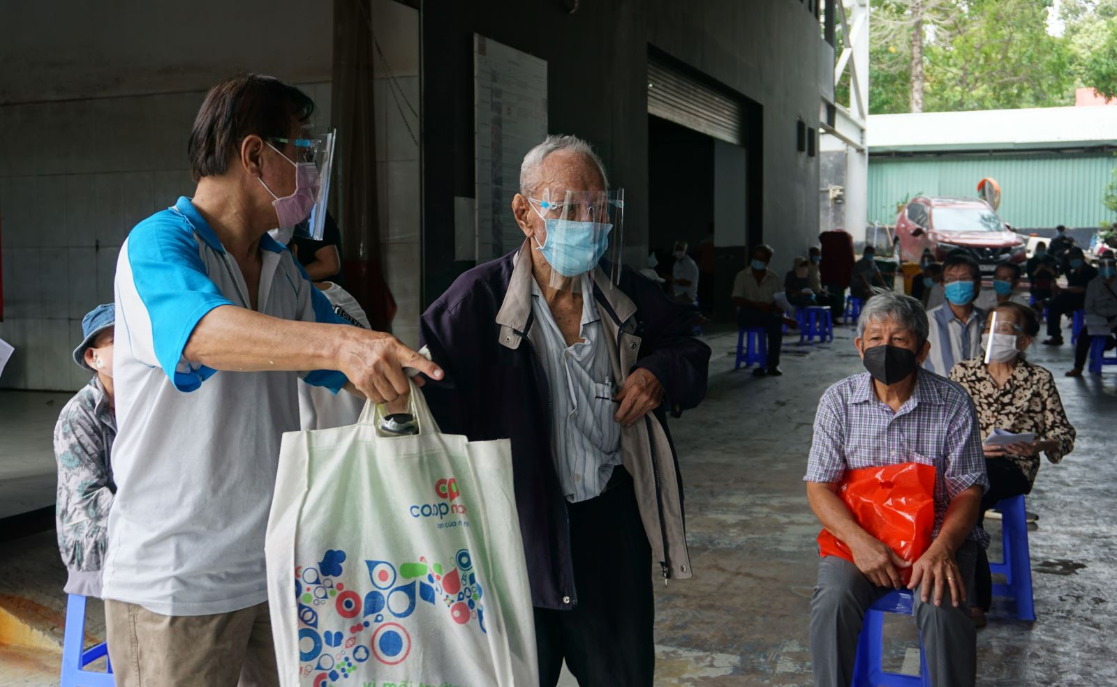 Chú thích ảnh