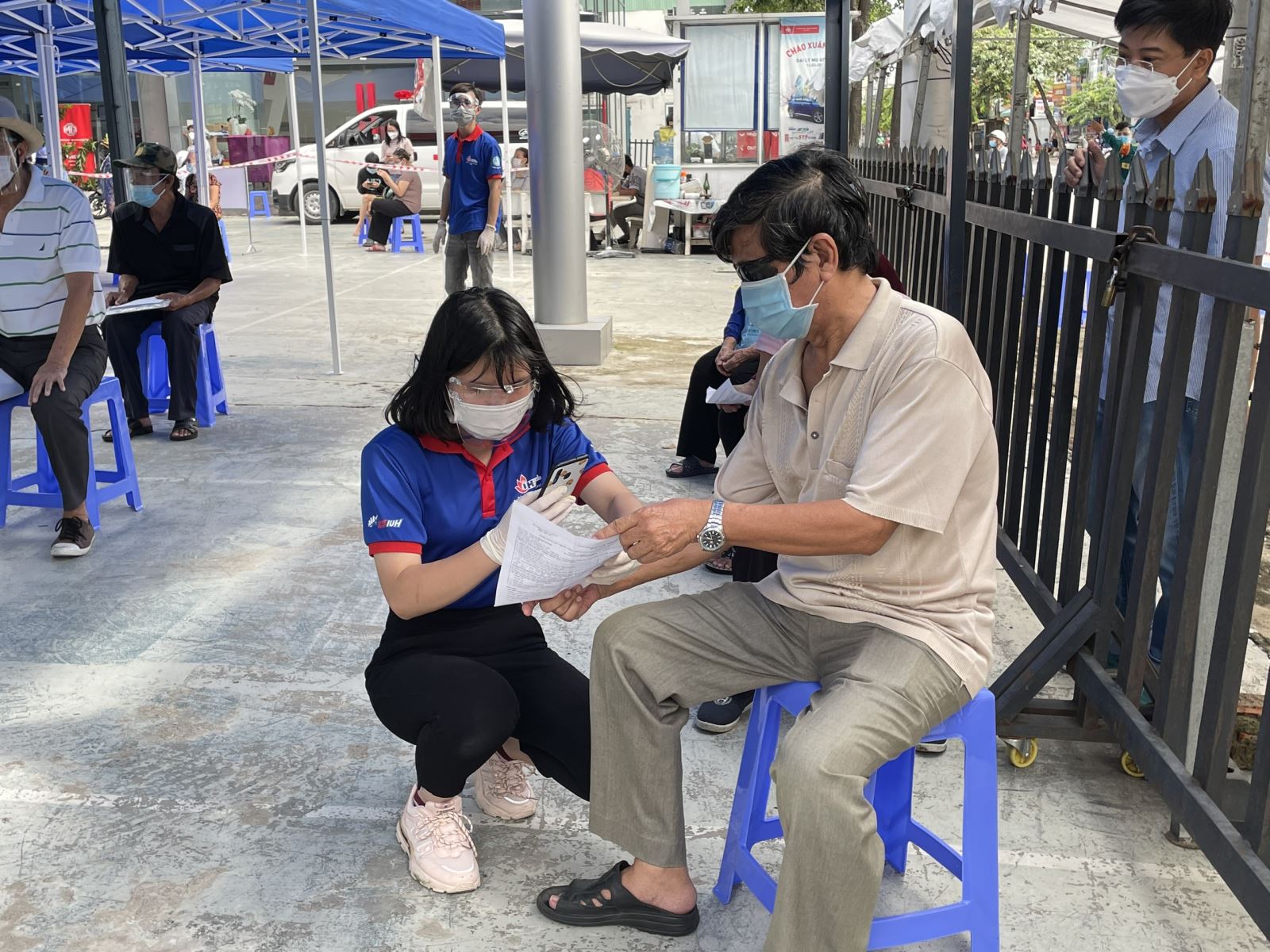 Chú thích ảnh