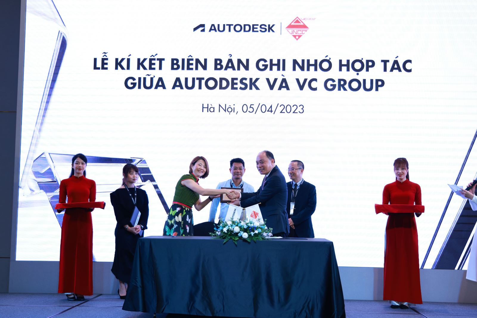 Hợp tác thúc đẩy chuyển đổi số và ứng dụng công nghệ trong xây dựng