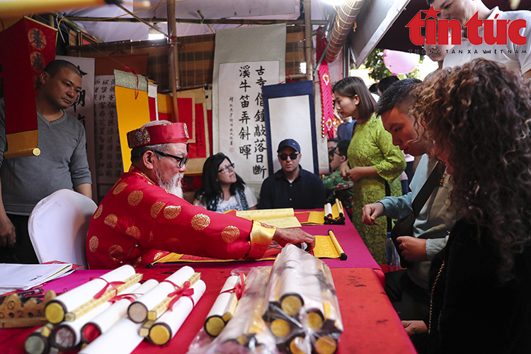 Chú thích ảnh