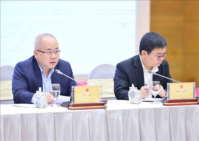  Thứ trưởng Bộ Tài chính nêu giải pháp đảm bảo GDP cán đích 8% năm 2025