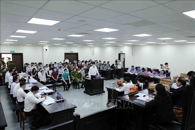 Xét xử vụ án buôn bán thuốc giả: Làm rõ việc không dụ cung bị cáo Phạm Anh Kiệt