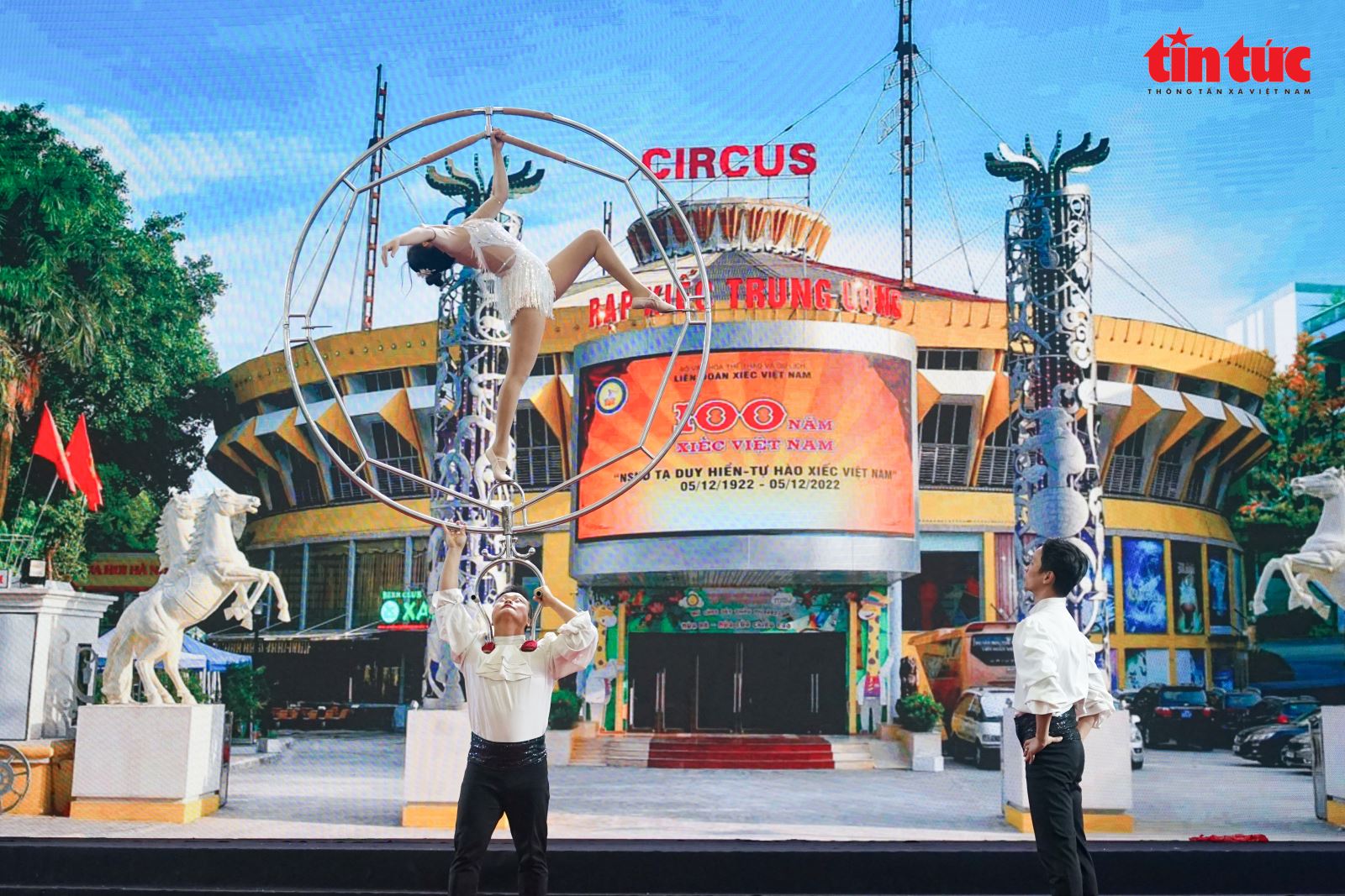 Chú thích ảnh