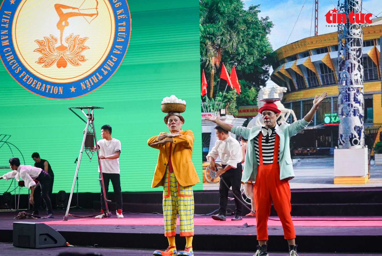 Chú thích ảnh