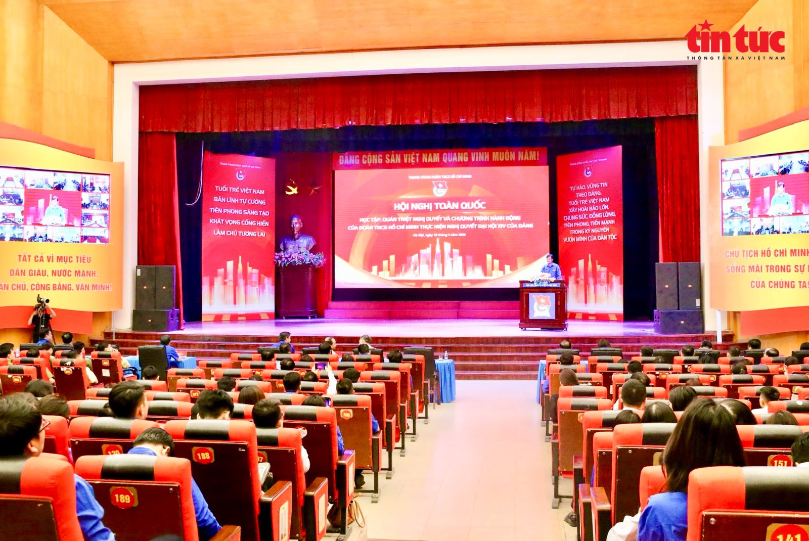 Chú thích ảnh