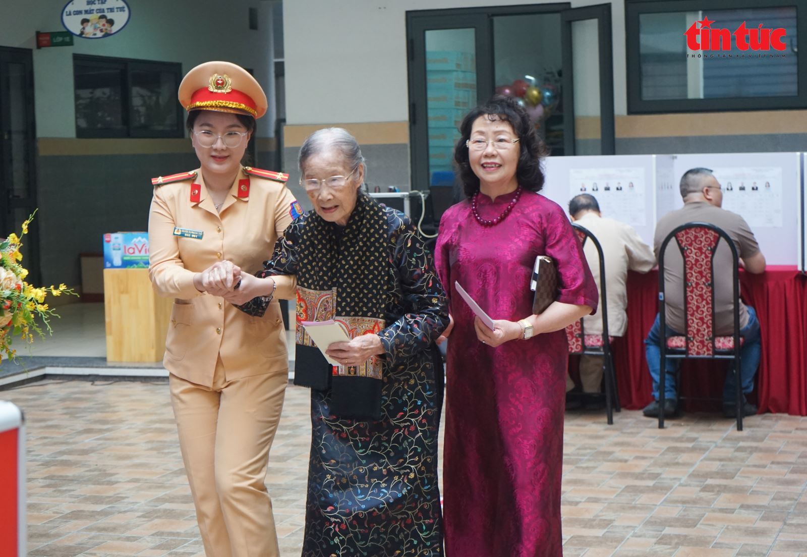 Chú thích ảnh
