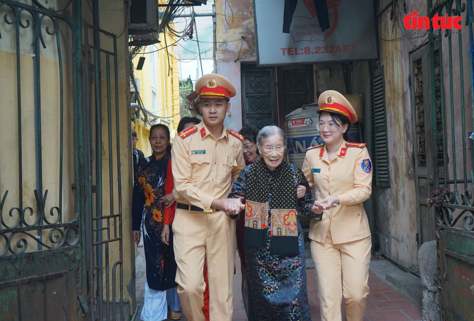 Chú thích ảnh