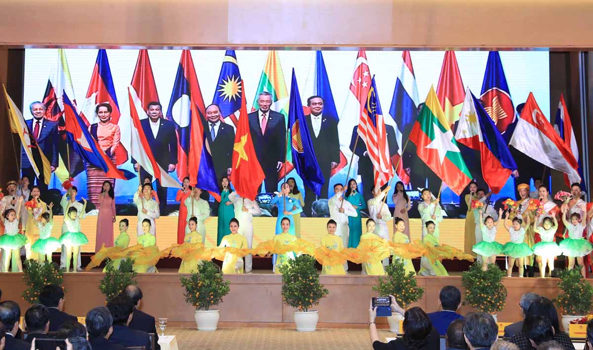 Chương trình nghệ thuật chào mừng Lễ khởi động Năm Chủ tịch ASEAN 2020.