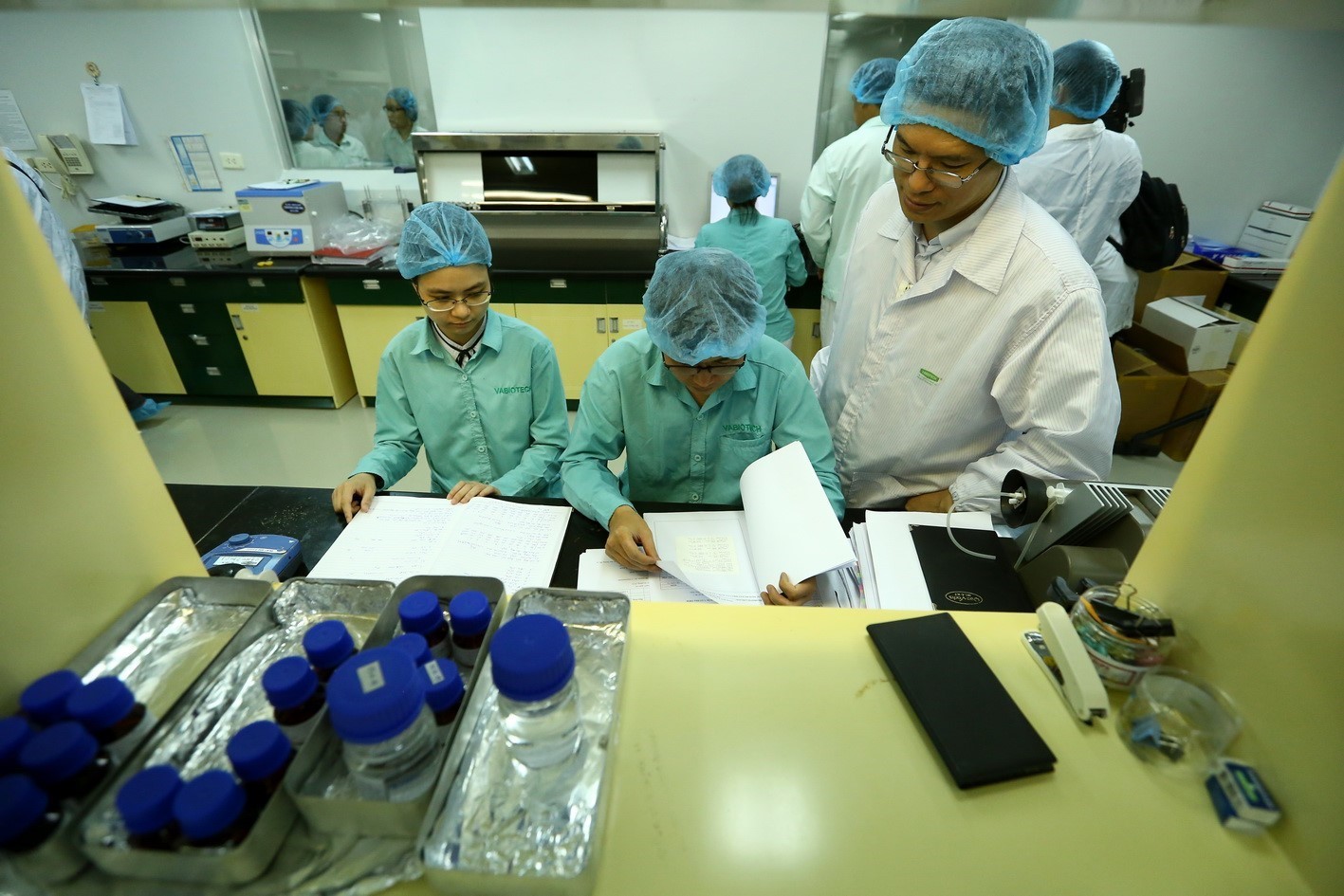 Để có được sản phẩm vaccine ra đời, các nhà nghiên cứu phải vượt qua nhiều khó khăn.